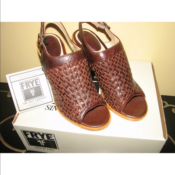 NIB BEAUTIFUL FRYE SOFIA 8.5 WOVEN DARK BROWN LEATHER SLING SANDALS BLOCK HEEL - Picture 5 of 8